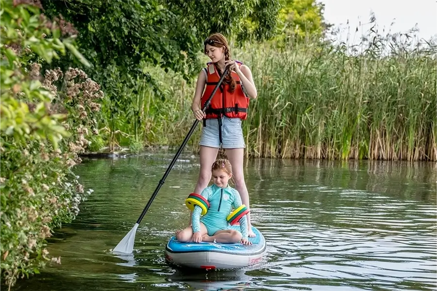 360-teamgeist-Resort-Aktivitaeten-stand-up-paddling