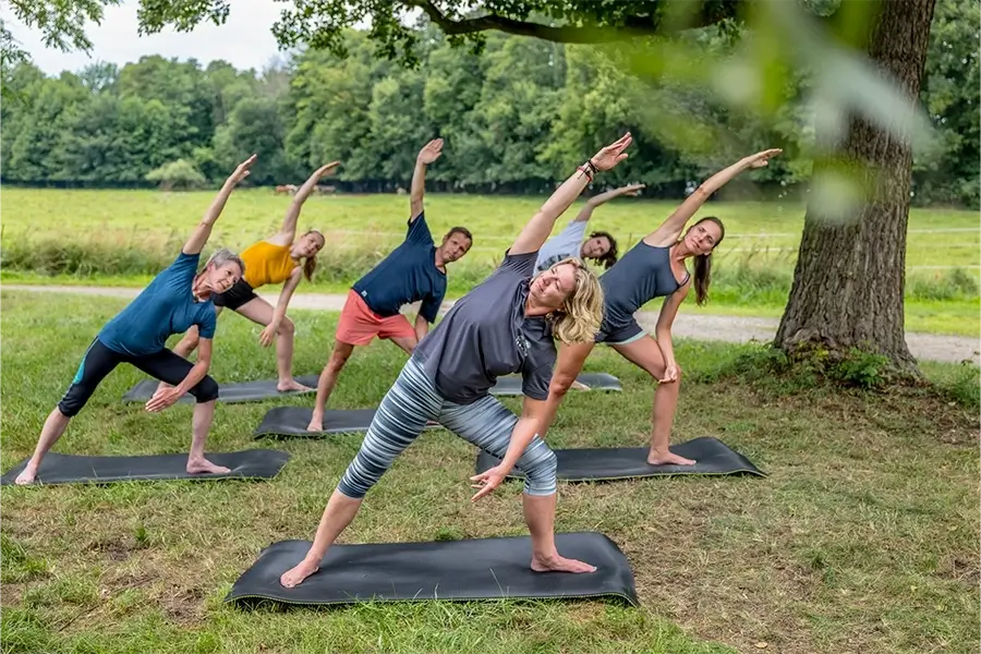 360-teamgeist-Resort-Erlebnisse-Yoga-mit-Lehrerin